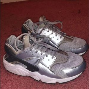 Silver Nike Huaraches